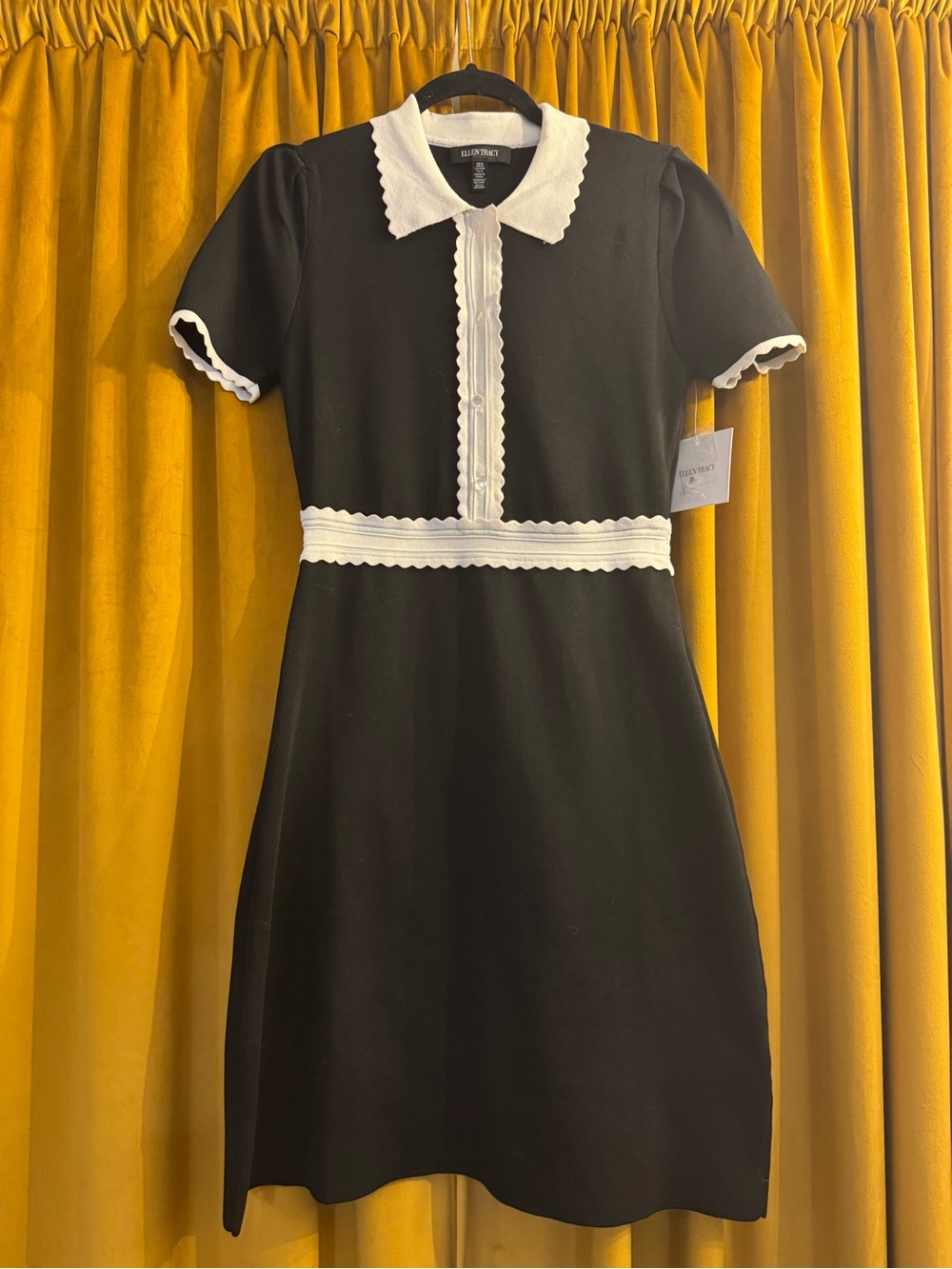 ❤️ Ellen Tracy ❤️Black & White Trim Dress
